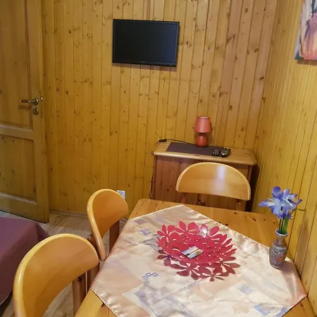 Pod Sosnami Osrodek Wypoczynkowy Letnisko