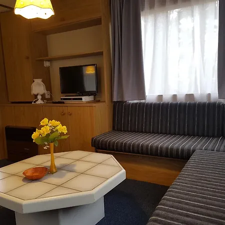 Pod Sosnami Osrodek Wypoczynkowy Letnisko