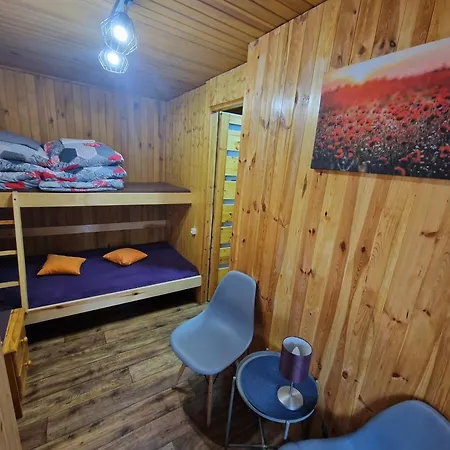 別荘 Pod Sosnami Osrodek Wypoczynkowy Letnisko ボシュコボ