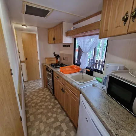 Pod Sosnami Osrodek Wypoczynkowy Letnisko 別荘 *