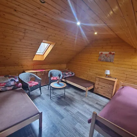 Pod Sosnami Osrodek Wypoczynkowy Letnisko 別荘