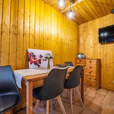 Pod Sosnami Osrodek Wypoczynkowy Letnisko Ferienhaus