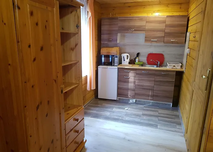 Pod Sosnami Osrodek Wypoczynkowy Letnisko