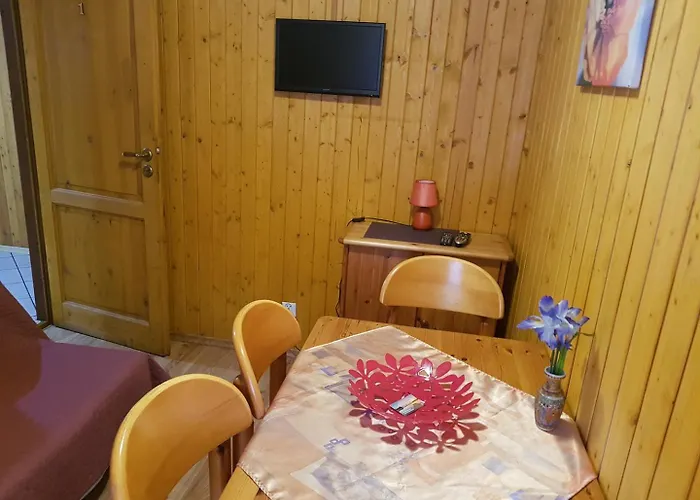 Pod Sosnami Osrodek Wypoczynkowy Letnisko