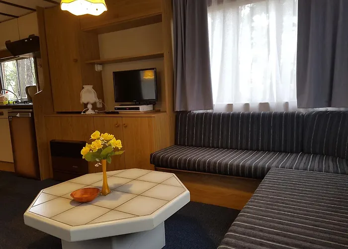 Pod Sosnami Osrodek Wypoczynkowy Letnisko